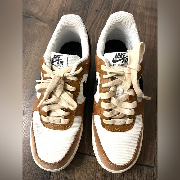 Nike Air Force 1 '07 Low Ale Brown Women's Size 8 Sneakers Shoes - Picture 5 of 7